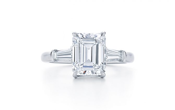 emerald-cut-diamond-engagement-ring-at-dk-gems-online-diamond-engagement-rings-store-and-best-jewery-stores-in-st-martin-st-maarten-17600e