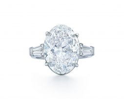 oval-diamond-engagement-ring-at-dk-gems-online-diamond-engagement-rings-store-and-best-jewery-stores-in-st-martin-st-maarten-17600v